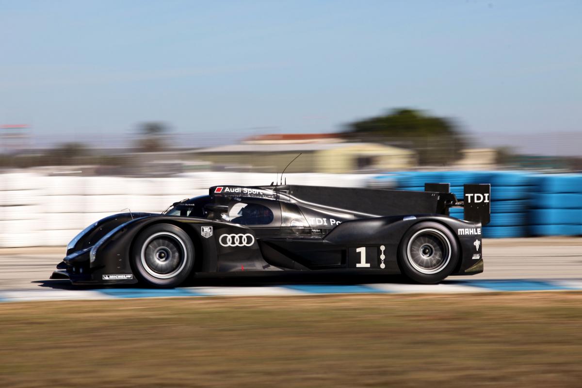 Audi R18
