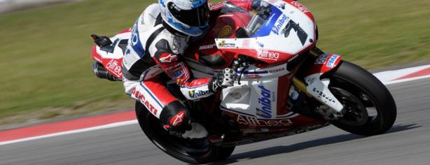 Carlos Checa