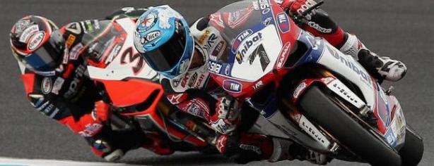 Carlos Checa y Max Biaggi/ lainformacion.com/ Getty Images