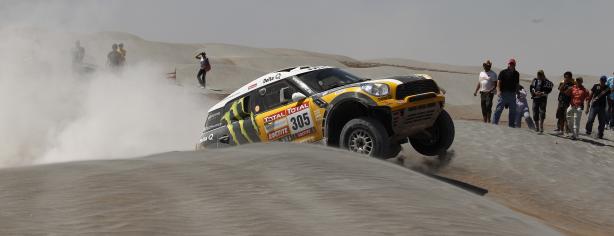 Los MINI pasan las dunas sin problemas
