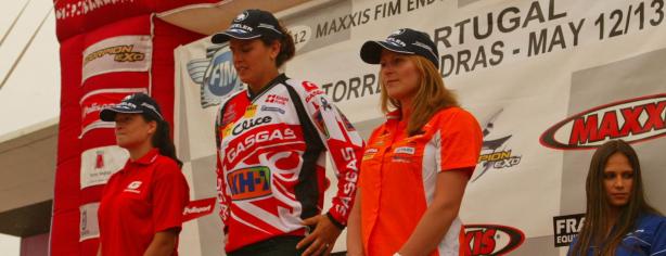 Laia Sanz en el podio final