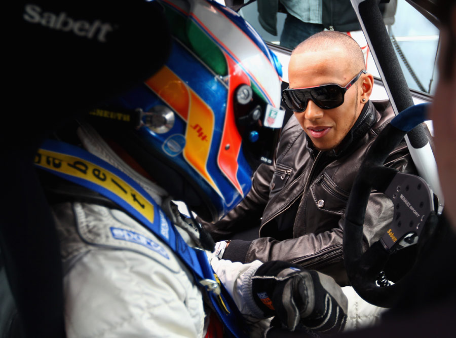 Nicholas y Lewis Hamilton
